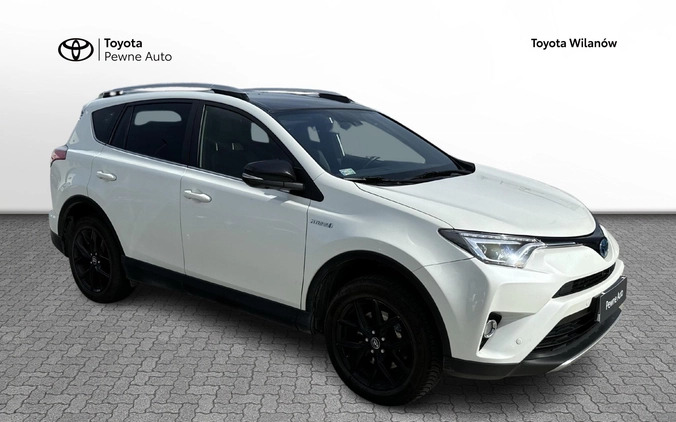 Toyota RAV4 cena 99900 przebieg: 131170, rok produkcji 2017 z Skoki małe 172
